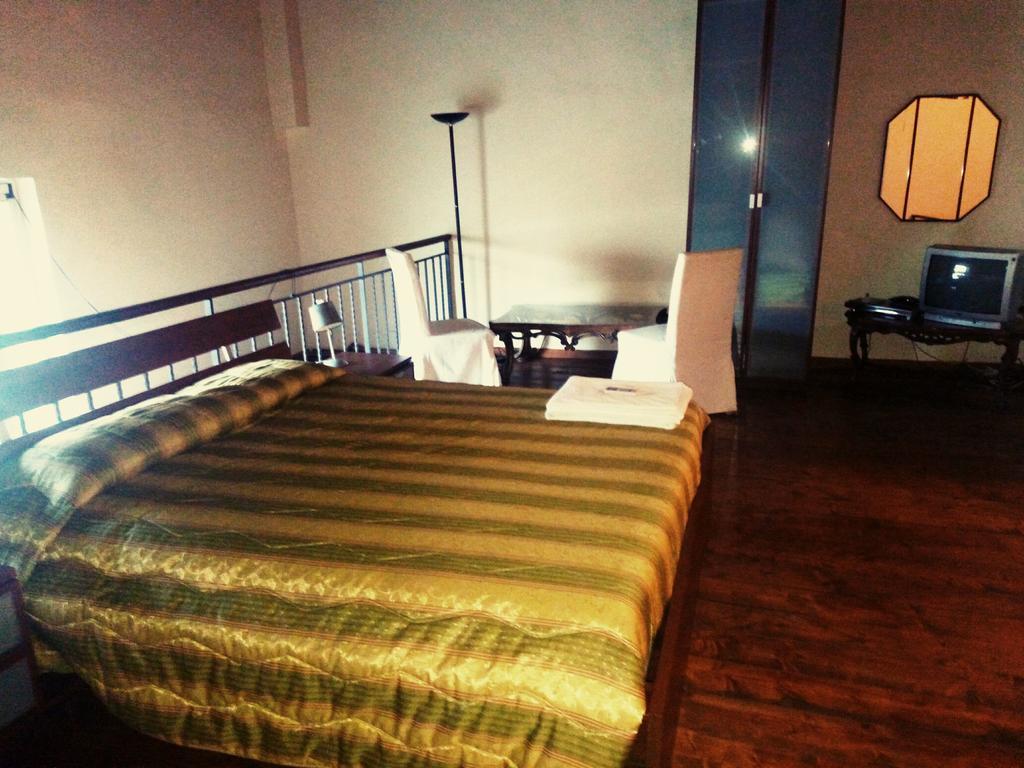 Il Cinquecento Hotel Napels Buitenkant foto